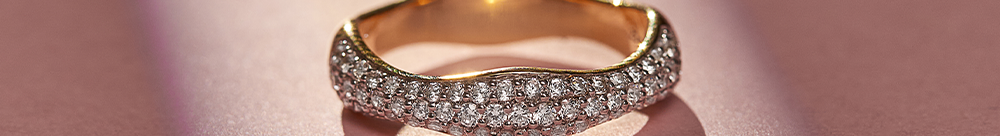 Wave Pave Diamond Band