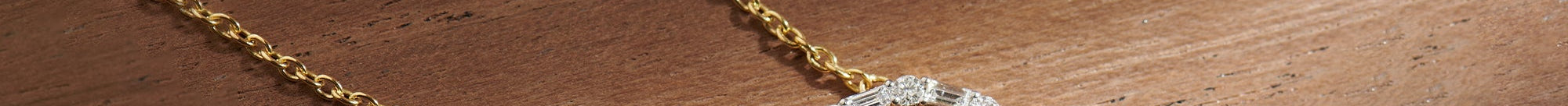 Refined Diamond Halo Necklace