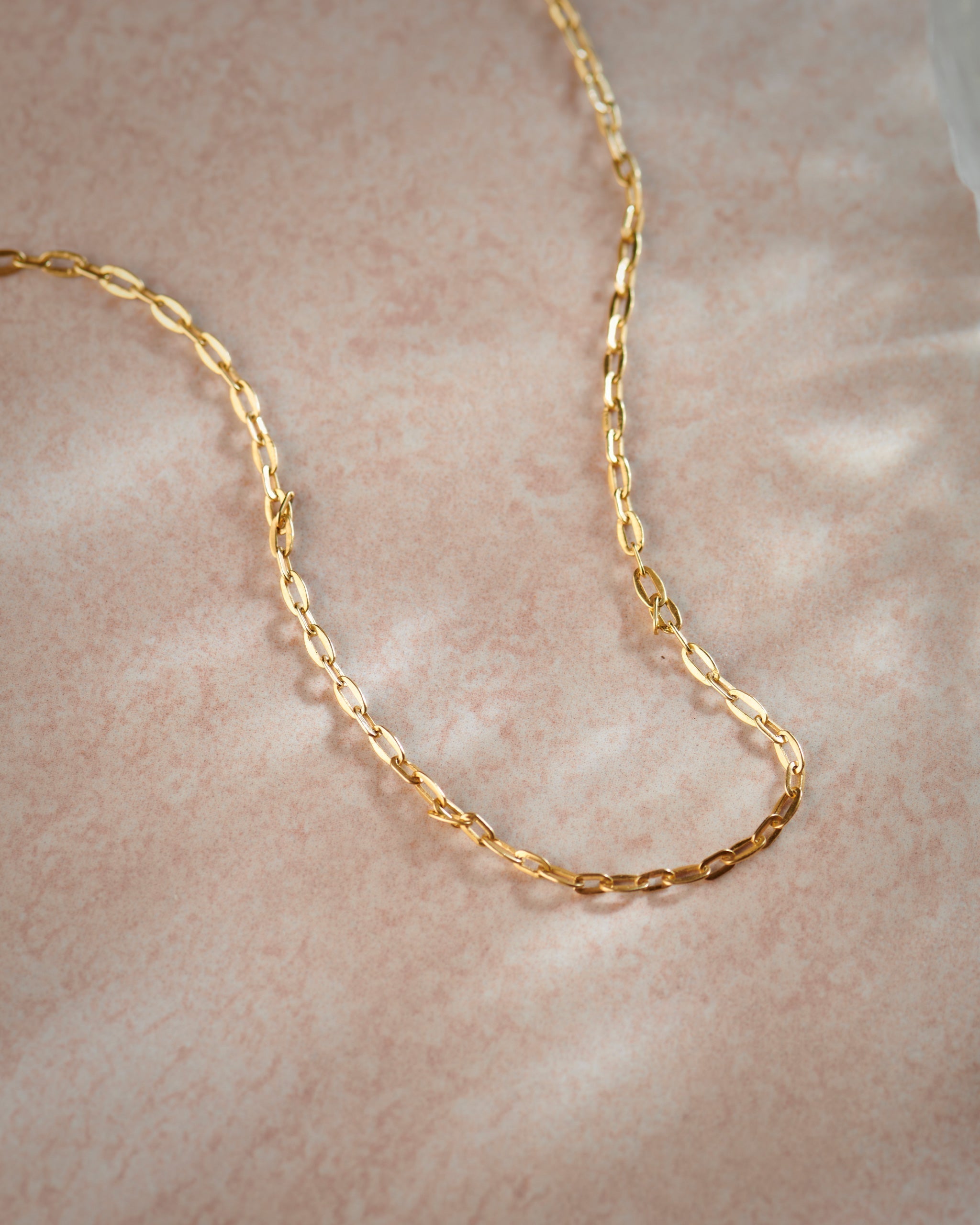 metal: 18KT