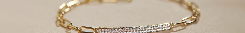 Bar Diamond Paperclip Bracelet