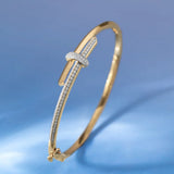 Bold Edge Diamond Oval Bracelet